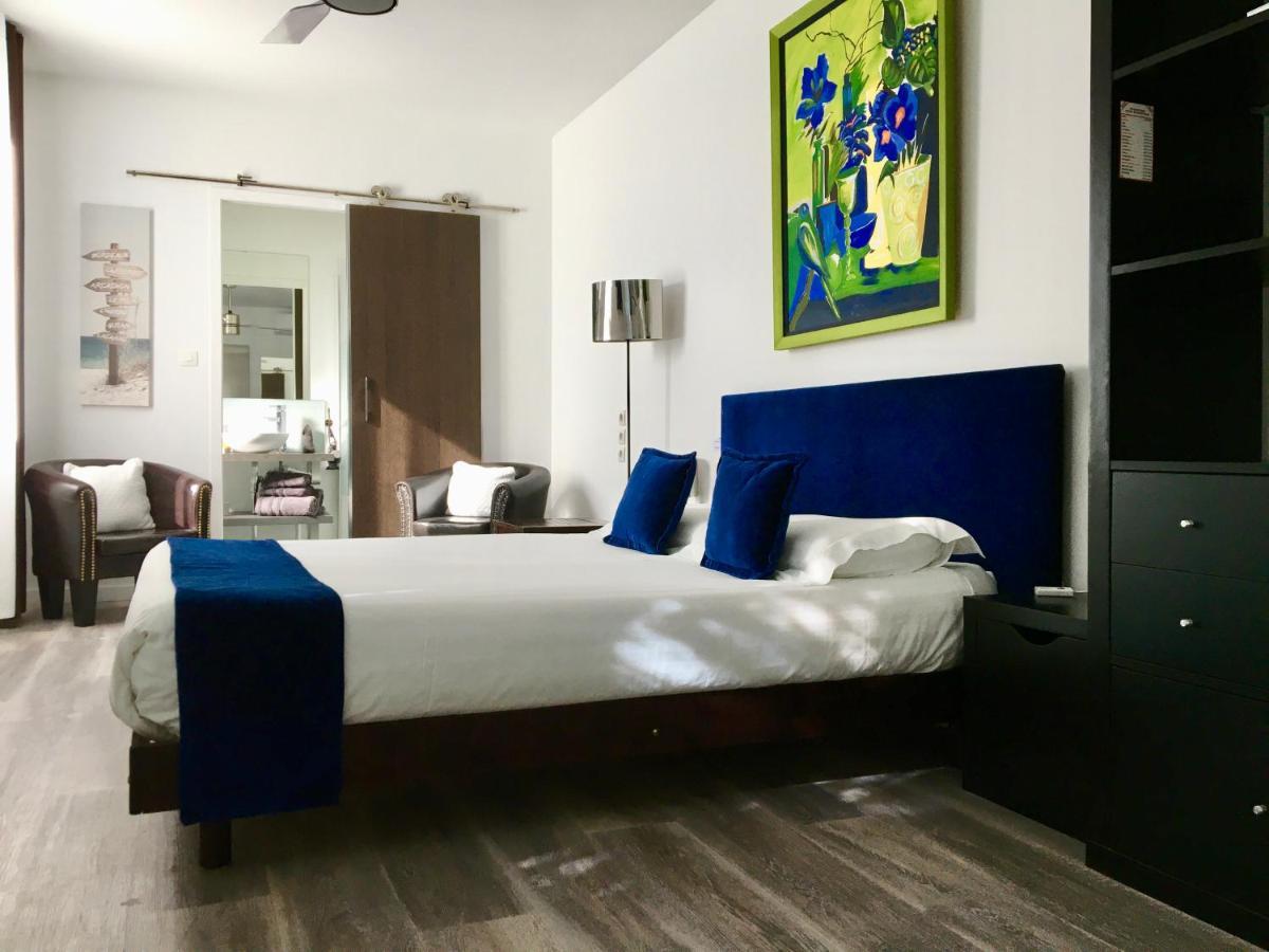 Maison D'Hotes Romarine เลอบูสกาต์ ภายนอก รูปภาพ